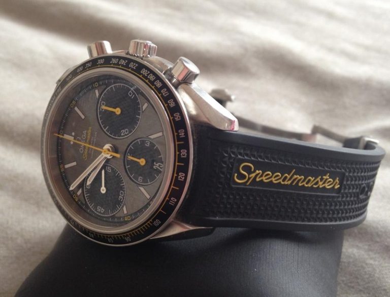 Replica-Watches-Omega-Speedmaster-Racing-Chronograph-Front-View
